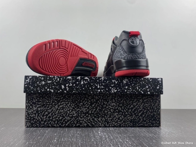 Kicked Out Shoe Store Bred FQ1579-006 Spizike Jordan Low 0801